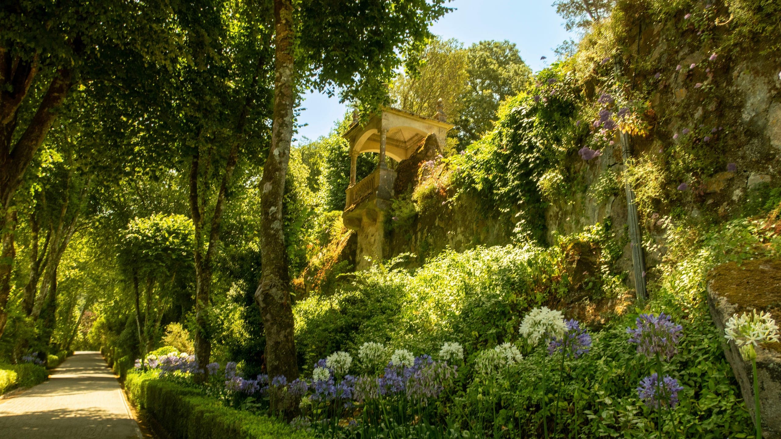 Garden gazebo, Sintra — Portugal & Madeira
